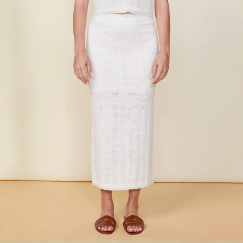 🌻NEW w/tags Monrow White Crochet Knit Length Midi Skirt Size XS